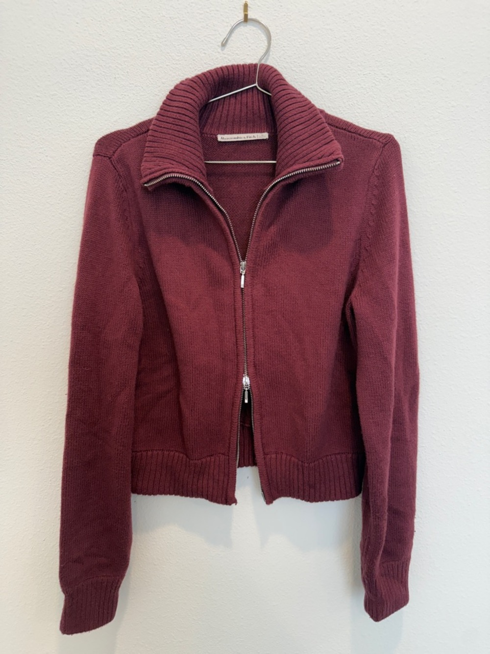 Abercrombie & Fitch zipper cardigan in burgundy - Picture 3 of 5
